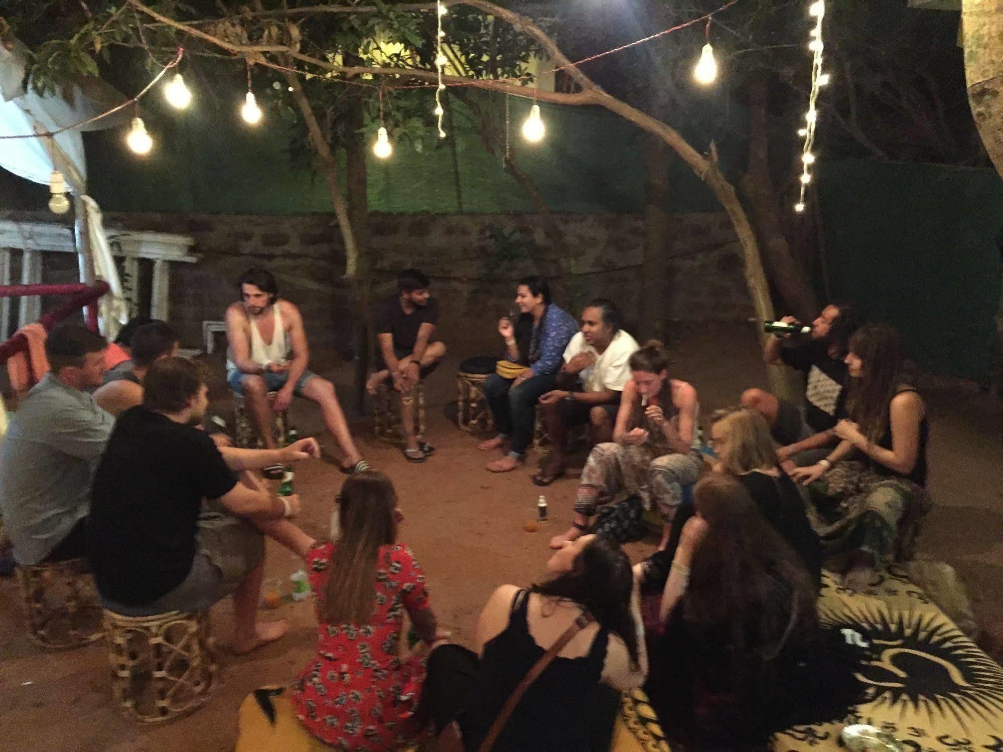 Anjuna By Roadhouse Hostels Goa Экстерьер фото