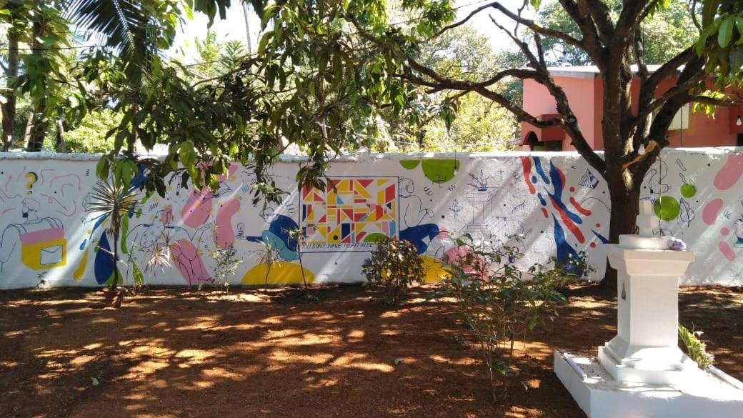 Anjuna By Roadhouse Hostels Goa Экстерьер фото