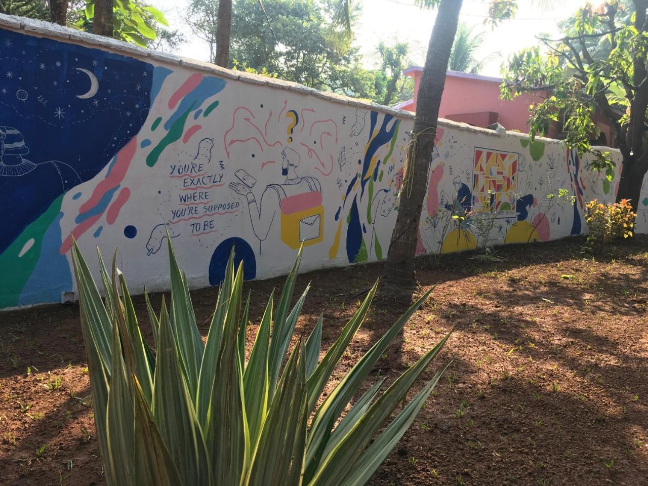 Anjuna By Roadhouse Hostels Goa Экстерьер фото