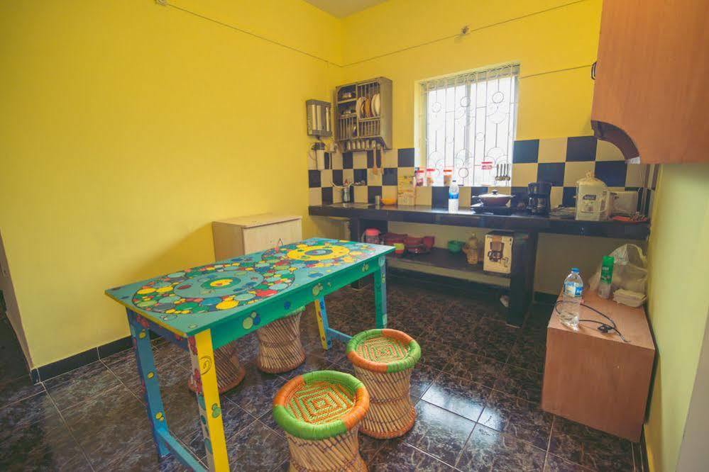 Anjuna By Roadhouse Hostels Goa Экстерьер фото